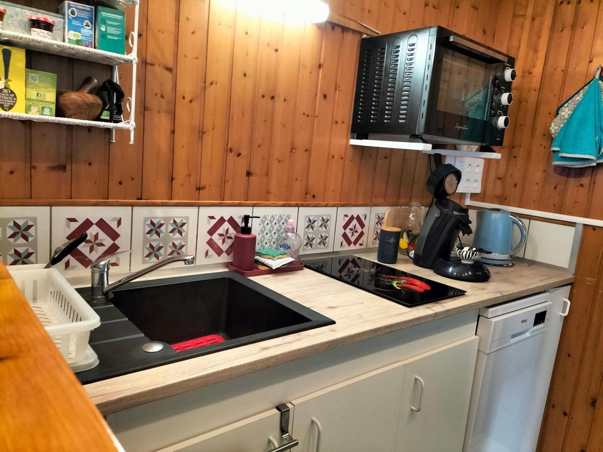 La Roseraie, Loft 3 Etoiles, Calme Et Ensoleille Au Pied Des Pyrenees 巴涅尔德比戈尔 外观 照片